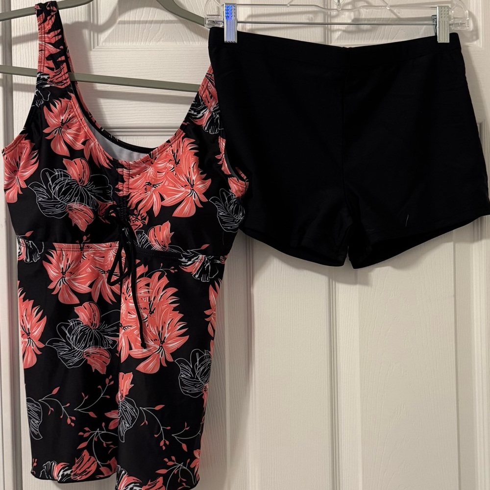 Floral Black and Pink Tankini Swimsuit Set